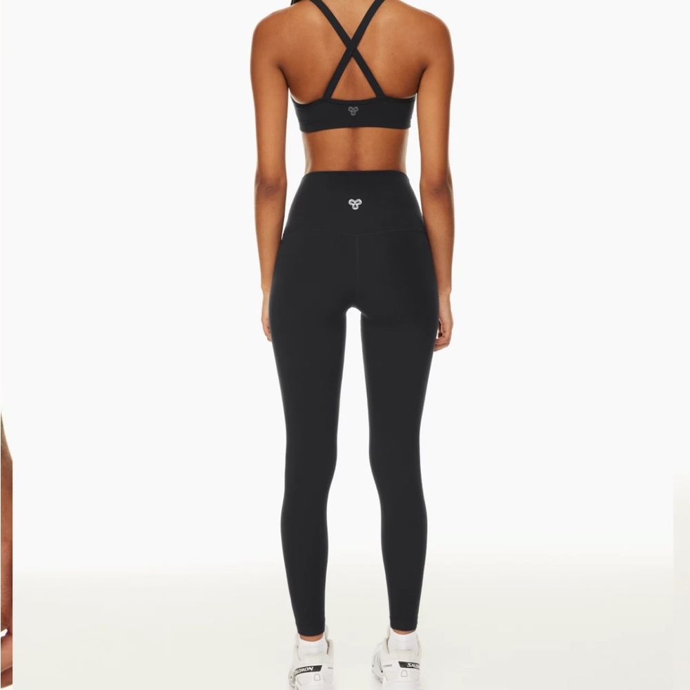 TnaBUTTER™ Cheeky Hi-Rise Legging